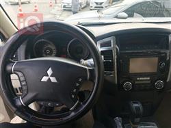 ميتسوبيشي باجيرو